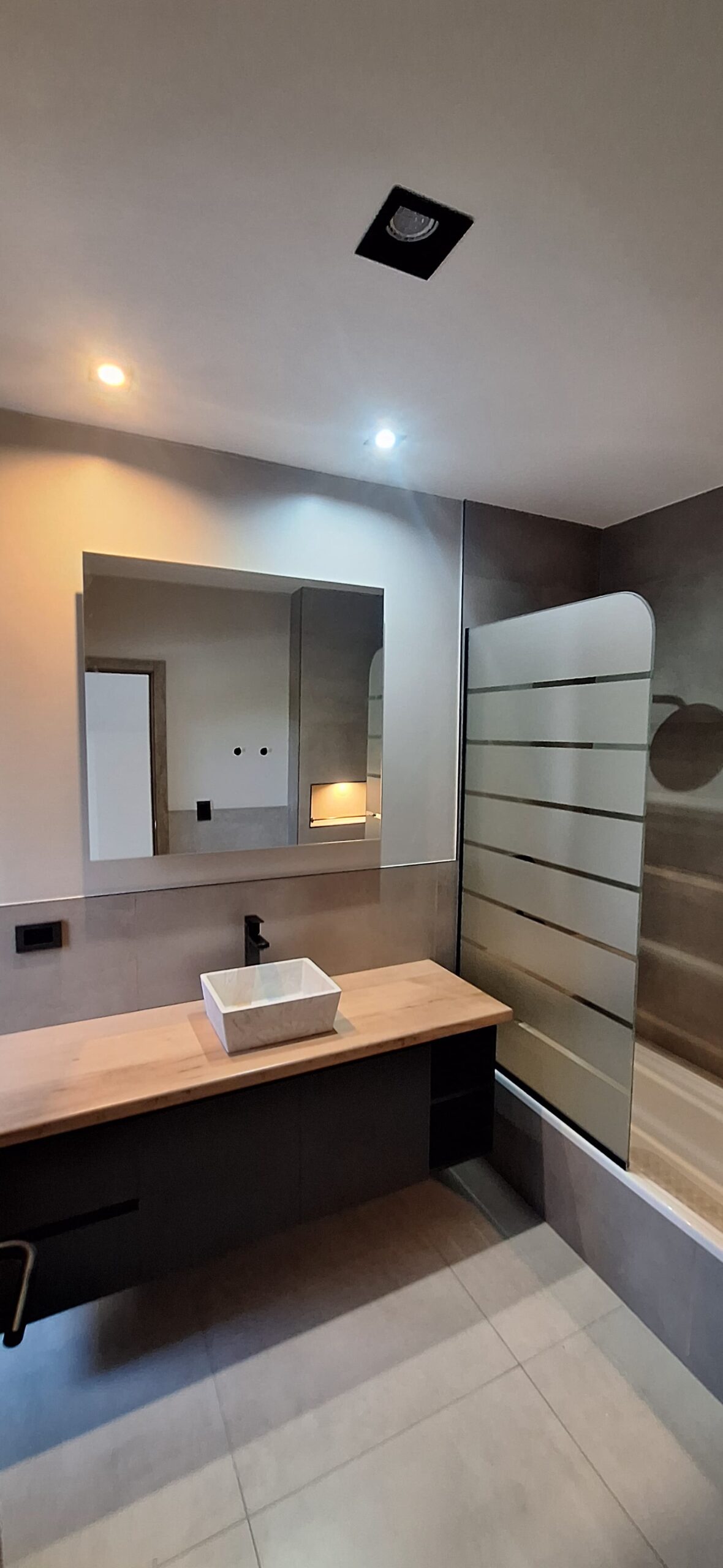 Alume_espejo con luz (3)